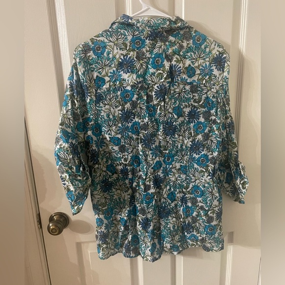 CJ Banks Floral Print Button Up Blouse - Picture 2 of 4